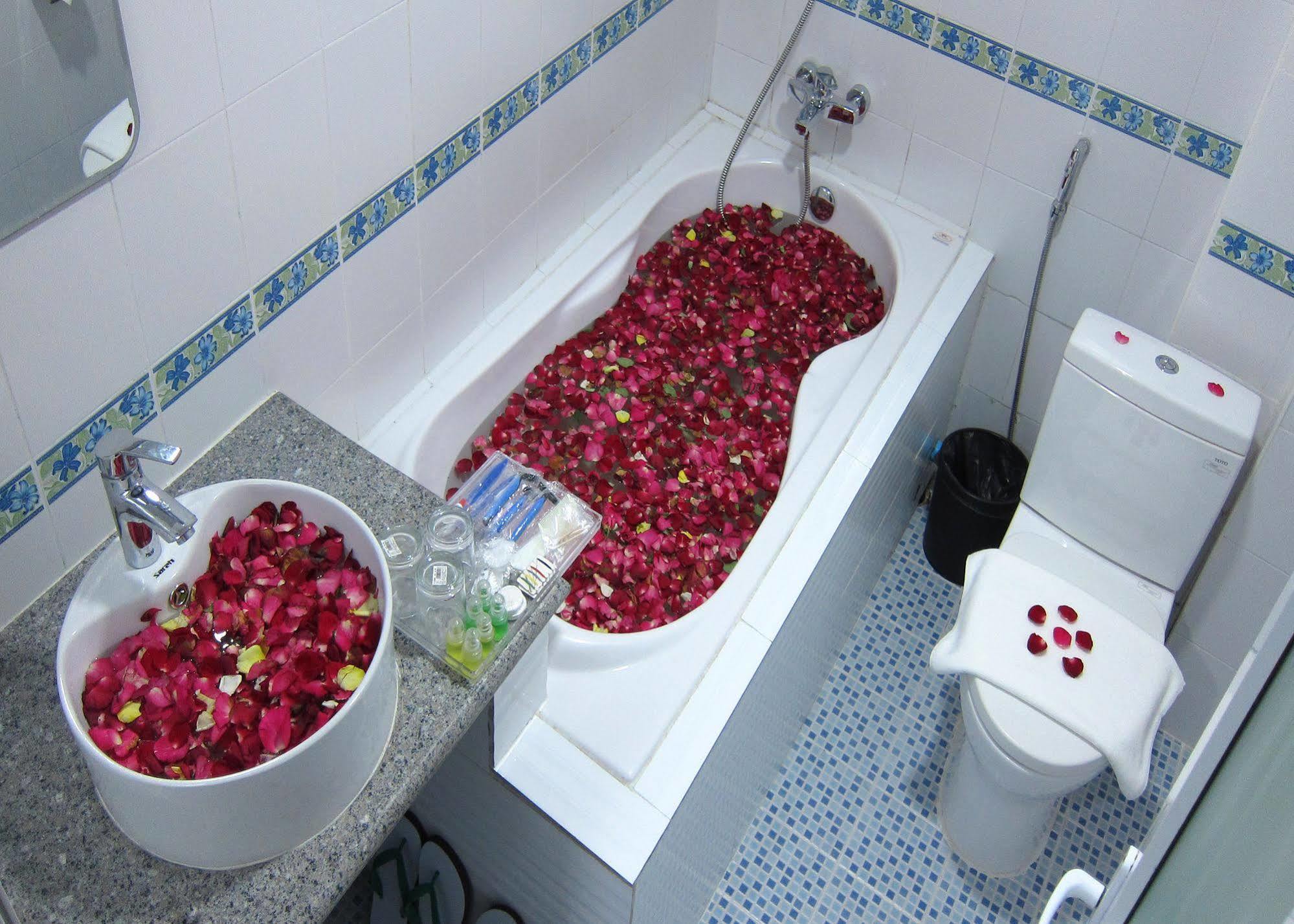 Kaung Myint Hotel 3*