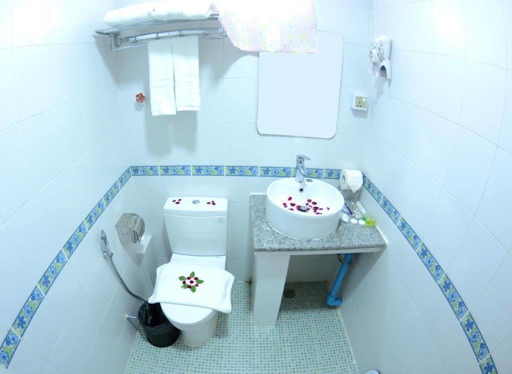 Kaung Myint Hotel 3*