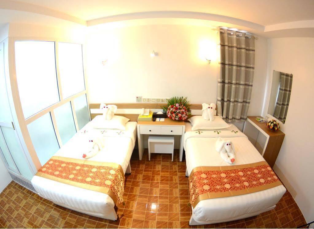 Kaung Myint Hotel 3*